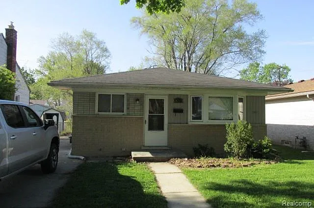 26273 Eton Ave — Photo 1