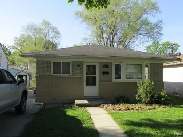 26273 Eton Ave, Dearborn Heights, MI 48125