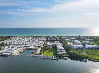 3810 Gulf Of Mexico Dr #F105, Longboat Key, FL 34228