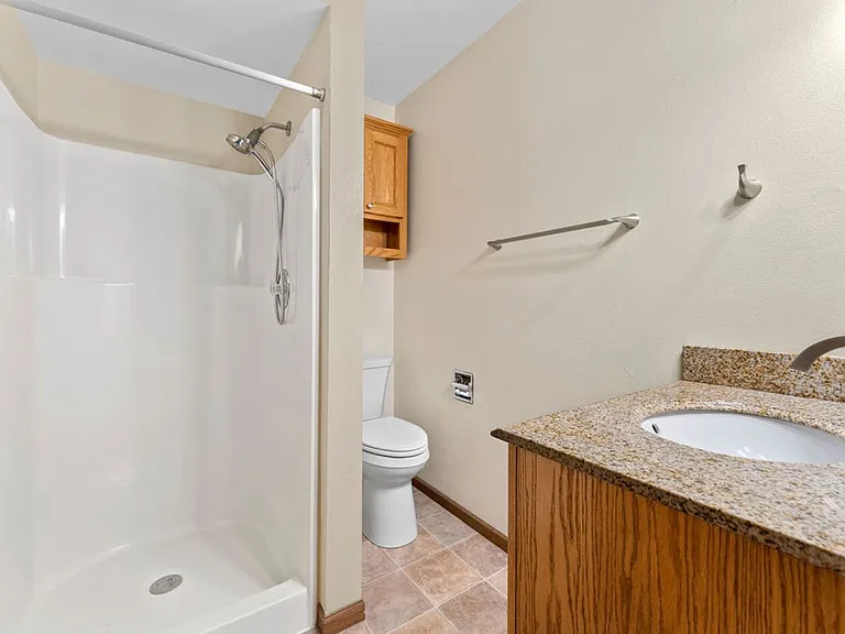 20 E Waukau Ave #1 — Photo 12