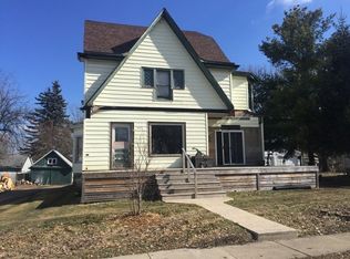 609 S Church St, Princeton, IL 61356