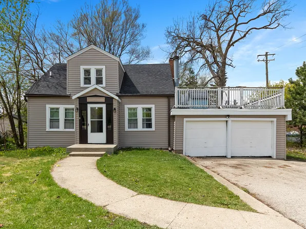 328 N Addison Rd, Wood Dale, IL 60191