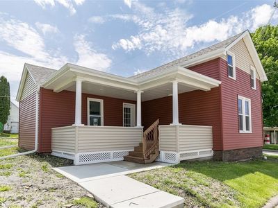405 W Main St, Anamosa, IA, 52205