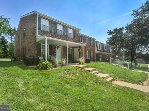406 Middleton Pl W, Norristown, PA 19403
