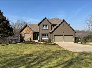 30305 W 84th Ter, De Soto, KS 66018