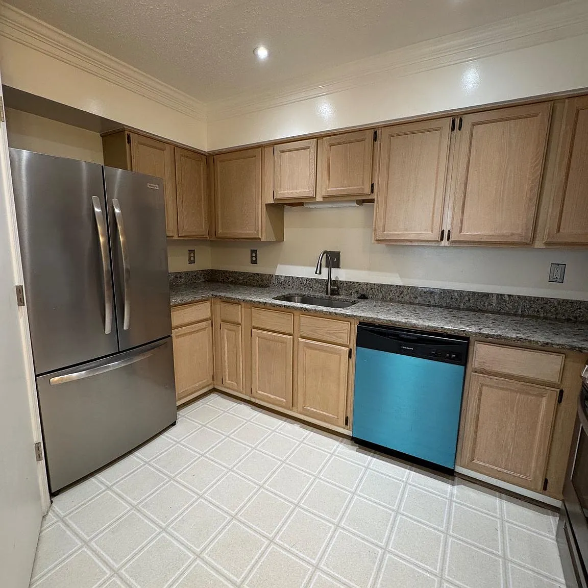 Chateaux Condo — Photo 4