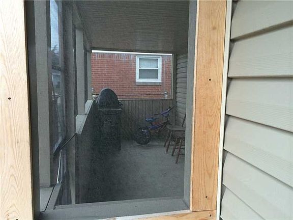 5th image of 8311 E 42nd Pl