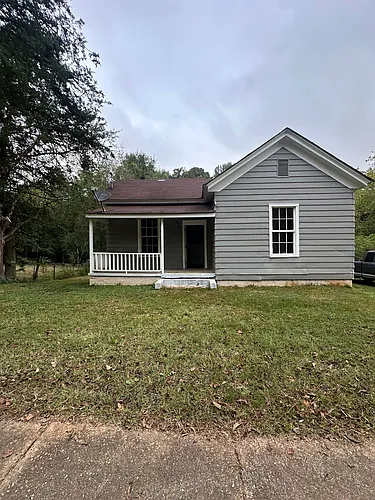 260 Hill St Photo 1