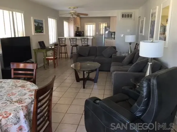 8153 Camino Del Oro, La Jolla, CA 92037