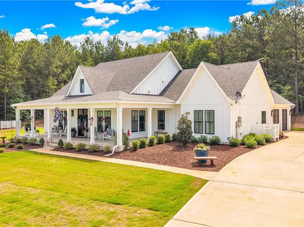 5385 Mary Olive Rd, Opelika, AL 36801