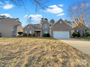 7813 Greylock Ridge Rd, Matthews, NC 28105