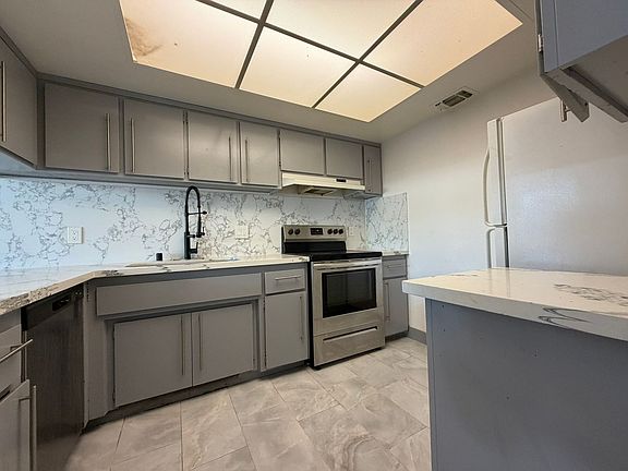 5th image of 2724 El Caprice Dr APT 7