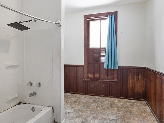 24th image of this home