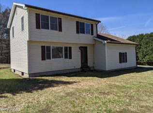 122 Fisher Hill Rd, Cheshire, MA 01225