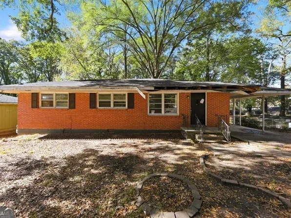 552 Shellnut Dr, Forest Park, GA 30297