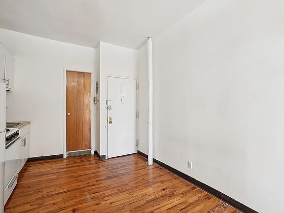 2nd image of 344 E 9th St APT 14