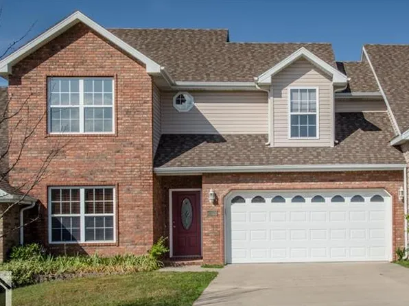 279 Carmel Valley Way, Saint Robert, MO 65584