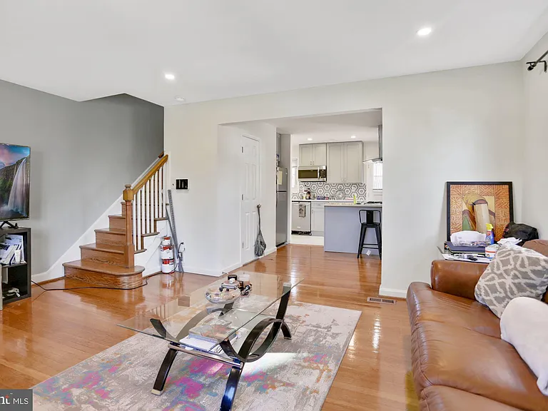 4910 Sargent Rd NE — Photo 7