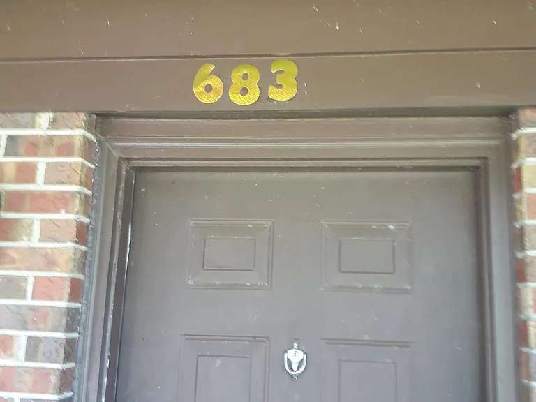 683 Teleran St — Photo 2