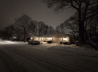 42 Pawtuxet Ter, West Warwick, RI 02893