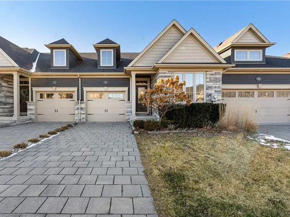 50 Andrew Ln, Thorold, ON L2V 0E4