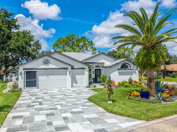 7300 Clearmeadow Dr, Spring Hill, FL 34606