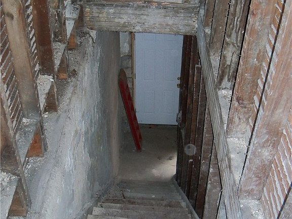 3rd image of 2931 Bedford Ave