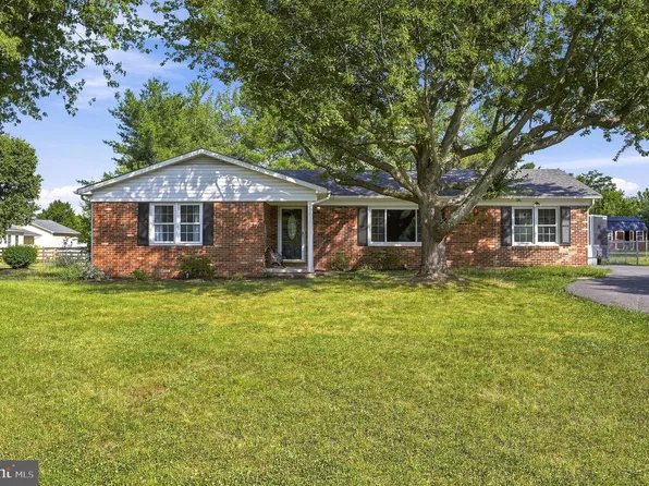 112 Lane St, Stephens City, VA 22655