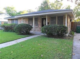 9008 Darby Ln, New Orleans, LA 70123