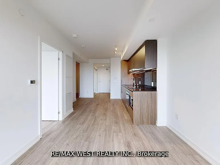 1100 Sheppard Ave W #1023 — Photo 12