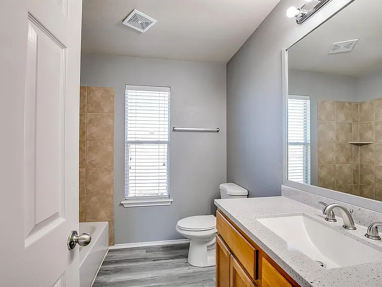 1110 Concan Dr — Photo 26