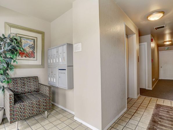 403 E Thomas St #C631BA883