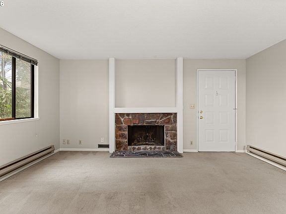 3rd image of 14720 SW Grayling Ln