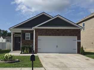 9003 Fenton Rd, Lebanon, TN 37087