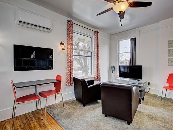 3rd image of 712 N 8th St APT 3