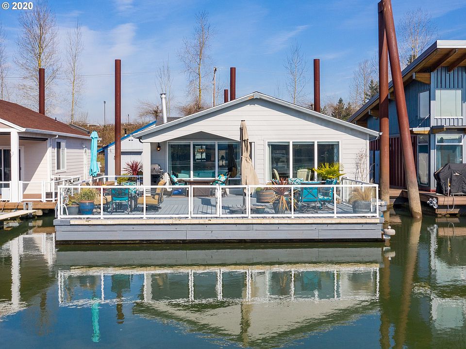 1st image of 2630 N Hayden Island Dr #25