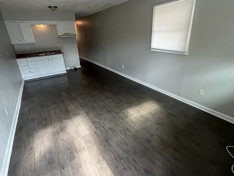 Blue Country Apartments — Photo 2