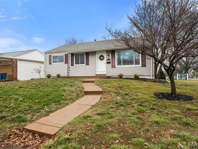 6901 General Sherman Ln, Saint Louis, MO, 63123