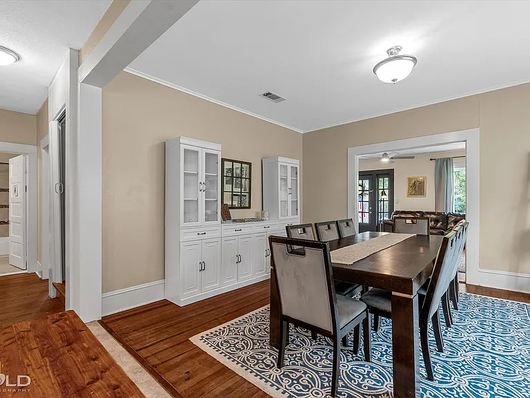4320 Greenwood Blvd — Photo 9