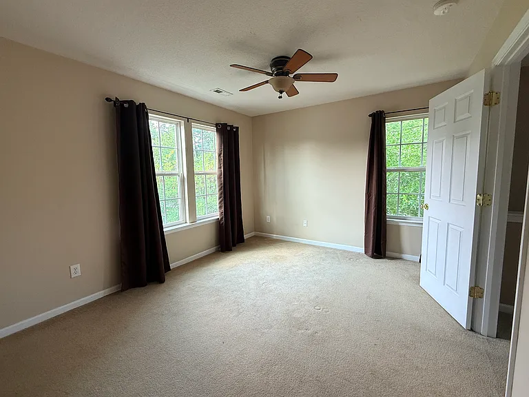 4400 Betty Ln — Photo 15