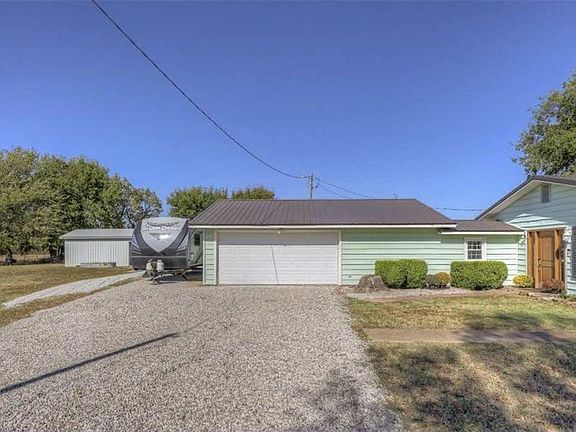 2nd image of 3617 SW Center Rd