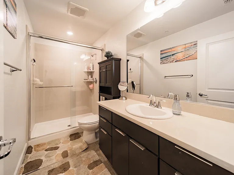 1st floor bathroom