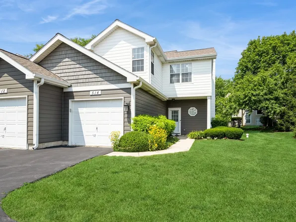 514 Woodhaven Dr, Mundelein, IL 60060