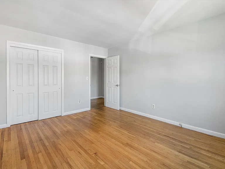 846 Hartsdale Rd — Photo 14