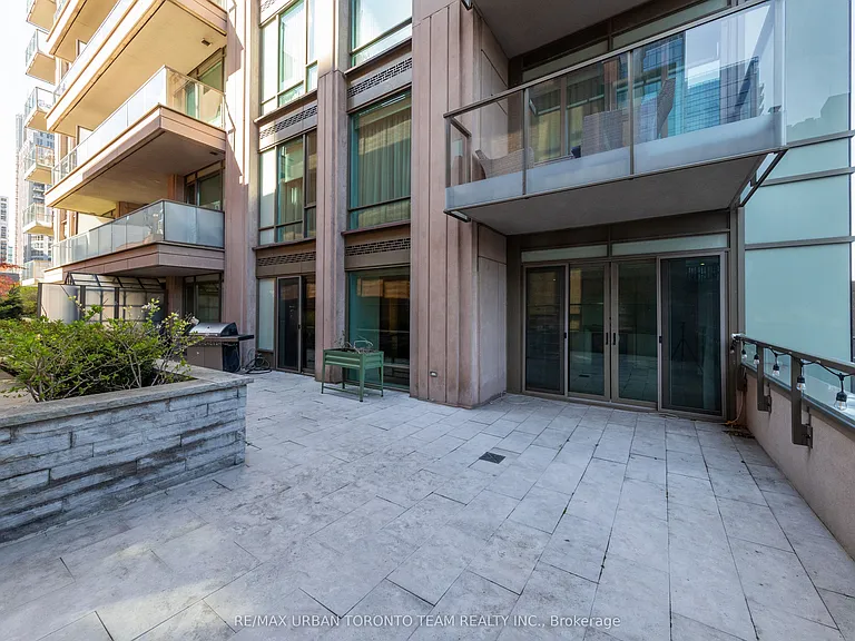 80 Yorkville Ave #303 — Photo 22