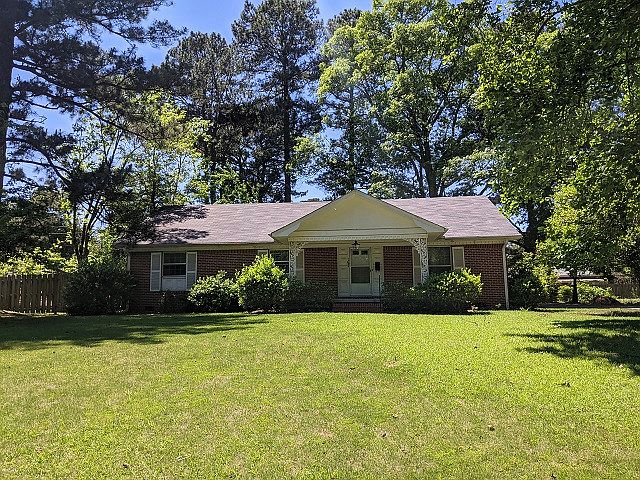 1st image of 2694 Beechwood Ave