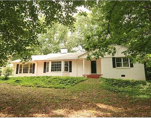 1101 Sourwood Circle