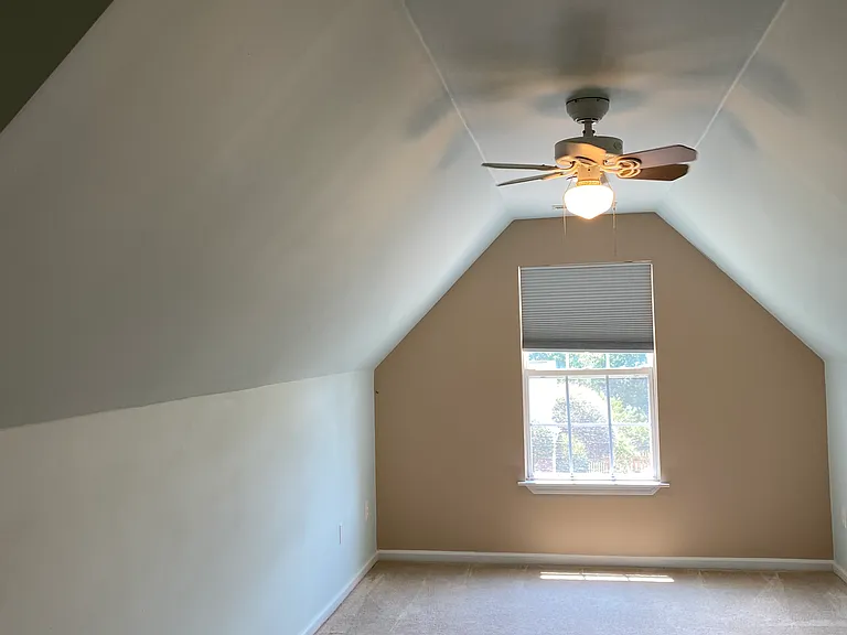 108 Fawnbrook Dr — Photo 16