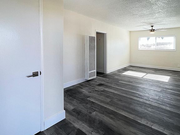 Living / Dining Area