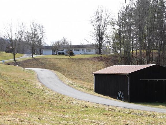 2nd image of 180 McCloud Ln